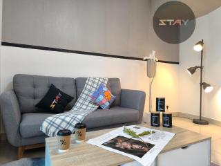 Almas Couple Relax Modern Comfort Netflix BySTAY - Nusajaya - 3
