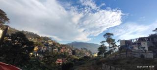 EverGlades Balcony Suites Baguio - Patio Outdoor Dining Hangout 100SQM 3BR2CR - Baguio - 8