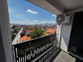 Modern Apartment Walk to Everything! - 8