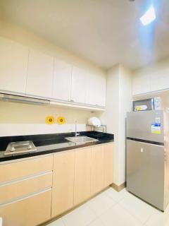 Room in Condo - Stylish Yet Budget-Friendly Iloilo Condo Stay with Pool - Città di Iloilo - 7