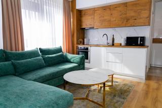 Urban Studio II - - 7