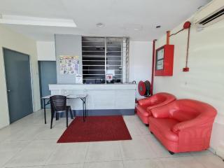 OYO 90442 Newtown Star Hotel - Klang - 4