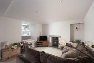 Berlewen, Mousehole - Mousehole - 6