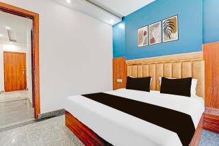Townhouse Oak Sector 62 Paras Trinity Mall - Gurgaon - 8