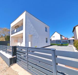 Evergreen Loft Apartmanház - Hajdúnánás - 8