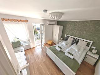 Evergreen Loft Apartmanház - Hajdúnánás - 6