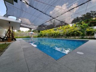 CMJ Private Resort - Silang - 1
