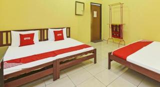 OYO 90657 D'Ambang Resort - Pekan - 9