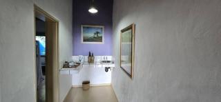 Norman Carr Cottage - 5