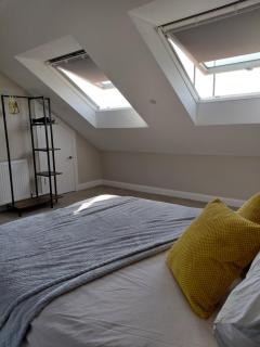 Quiet Loft Room - Bristol - 1