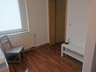Ferienwohnung und Monteurzimmer - Braunsbedra - 9