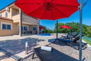 Villa Mia in Labin, a two apartment villa with pool close to the sea - Krapan - 8