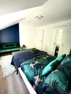 Modern 2-Bed High Wycombe Apartment - Near Train and Town - Parking Available - High Wycombe - 7