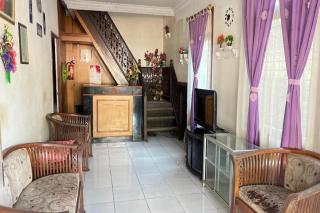 SPOT ON 92529 Penginapan Wisma Bintang Syariah Near MTs Al Ma'arif Kota Bangun - - 9