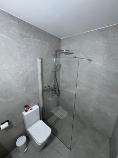 AMAZING 2 Bedroom 2 Bathroom APARTMENT - Paphos - 6