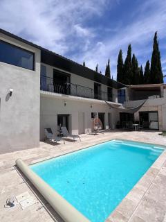 Villa haut de gamme avec piscine et jacuzzi - Piolenc - 0