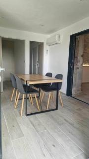 Appartement avec jaccuzzi privatif en RDC proche via rhona - Charmes-sur-Rhône - 9