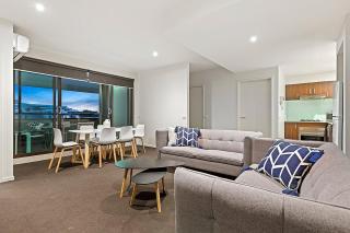 2BR Gem with Balcony in Brindisi by Corporate Keys - Melbourne - 0