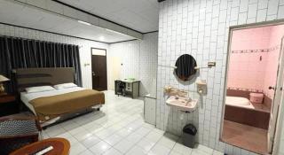 Sumber Ria Hotel - Gorontalo - 2