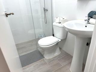 Orange Apartments - 8