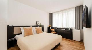base-WENDING Service Apartment-Shanghai Xujiahui Location - Shanghai - 9