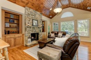 The Wolf Den - Jasper - 6