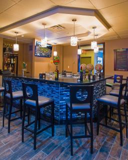 Best Western Plus Toronto Airport Hotel - Mississauga - 1