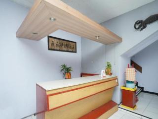 OYO 2003 Female Guest House - 1
