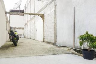 Super OYO 91074 Stariez Senen Syariah - 1