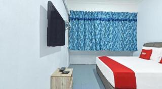 OYO 90544 M&h Hotel - Desaru - 2