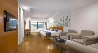 GreenTree Alliance Sanya Jiyang District Yalongwan Road Hotel - 3