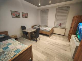 Citywohnung Merseburg - Geräumige Unterkunft ideal für Arbeit & Freizeit - Merseburgo - 9