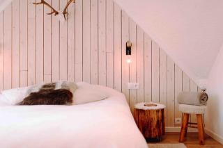 At Home - Chambre d'hôte avec jacuzzi et chalets dans les bois - Gesves - 4
