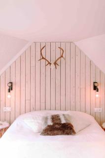 At Home - Chambre d'hôte avec jacuzzi et chalets dans les bois - Gesves - 7
