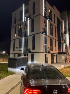 Urban Studio II - - 9
