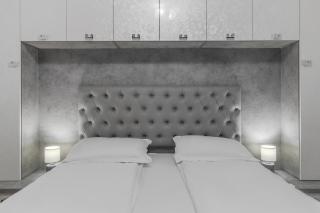 Gold and Grey Apartment - Oradea - 2