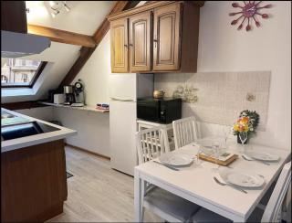 Appartement Cosy à 2 pas des Caves Basilique - Reims - 9