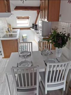 Appartement Cosy à 2 pas des Caves Basilique - Reims - 7