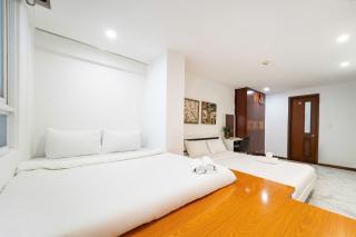 Luxury 4 bedroom townhouse in the city centre - Ho Chi Minh - 9