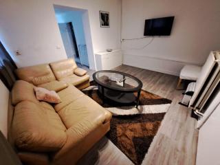 Appartement chambre et salon RDC - 3
