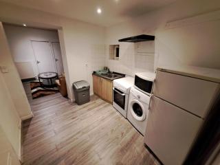 Appartement chambre et salon RDC - 2