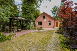 Charming House in the Capital with Two Parking Spaces by Noclegi Renters - Warsaw - 1