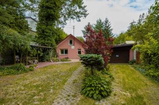Charming House in the Capital with Two Parking Spaces by Noclegi Renters - Warsaw - 0