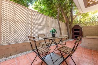 1201 Three BedroomApartment with Outdoors Terrace - 8