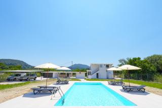 Villa Demetrious - Kondáraina - 0