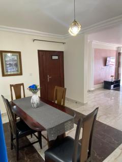 Appartement meublé spacieux 2 chambres salon Yassa - Douala - 6