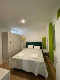 Deluxe Apartment 2-rooms - Herceg Novi - 4