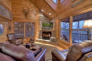 Bar 5 Cabin Beautiful views soothing hot tub outdoor living and more - 2