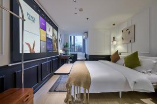Xiamen Puyiju Movie Theme Hotel - Heshan - 7