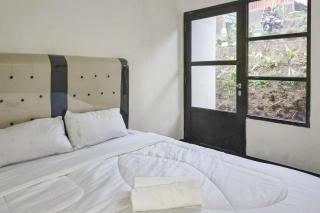 Valley Ciater Subang Mitra RedDoorz - Ciater - 1